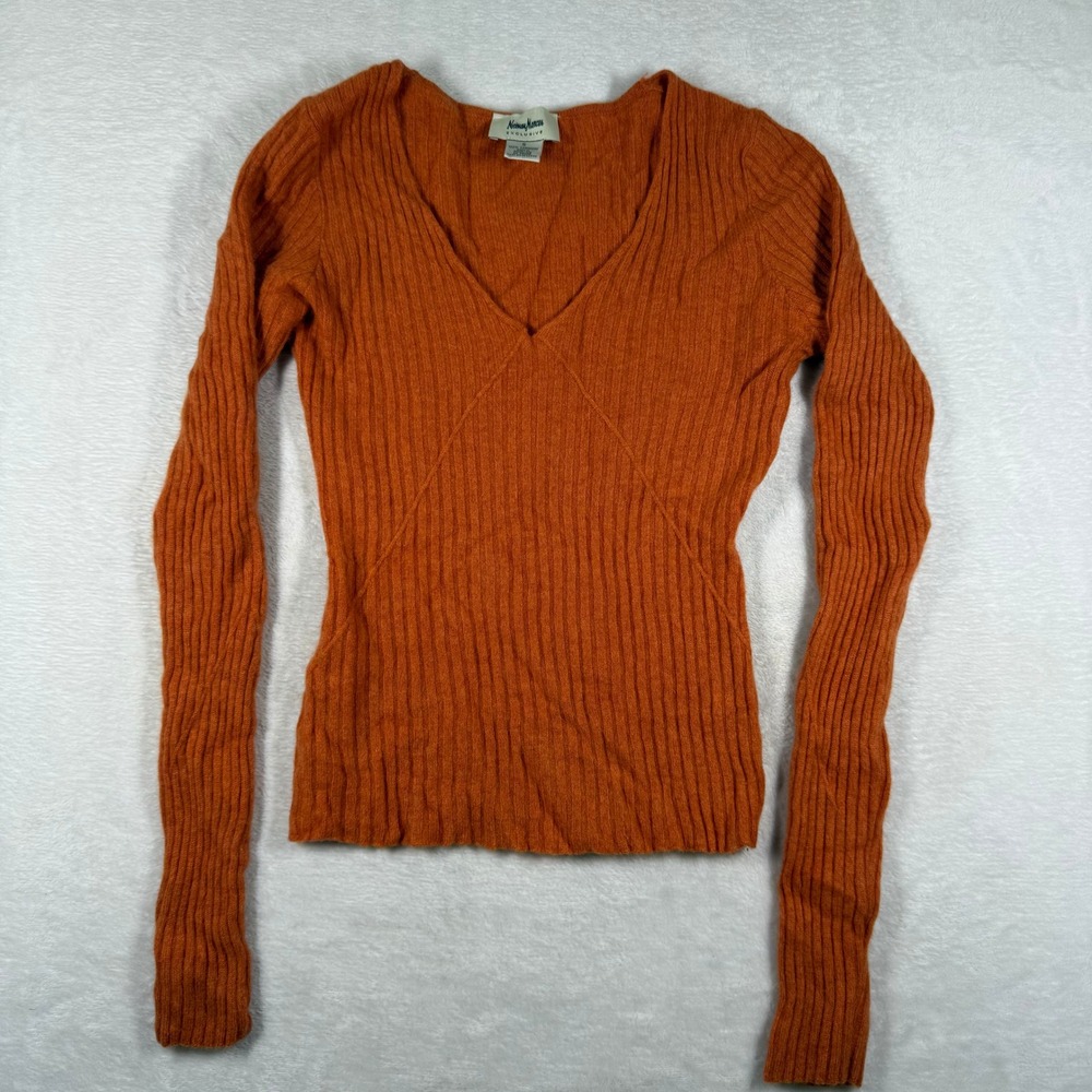 Neiman Marcus Exclusive 100% Cashmere Ribbed V-Neck Sweater Burnt Orange Small